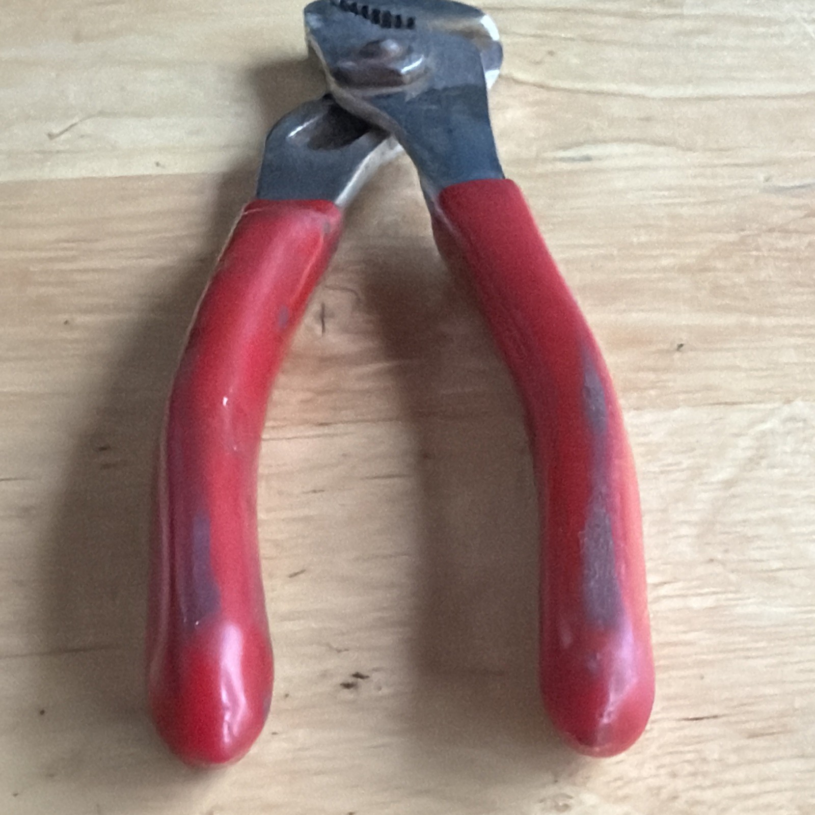 Blackhawk Tools 6-3/4″ Long Slip Joint Pliers Red Handle PT-1263-1 Made in USA