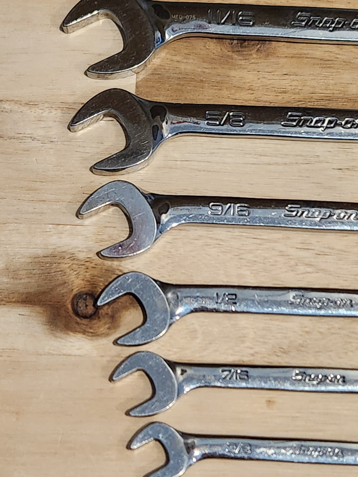 Snap On 7 Piece SAE Four-Way Angle Head Open-End Wrench Set VS807B