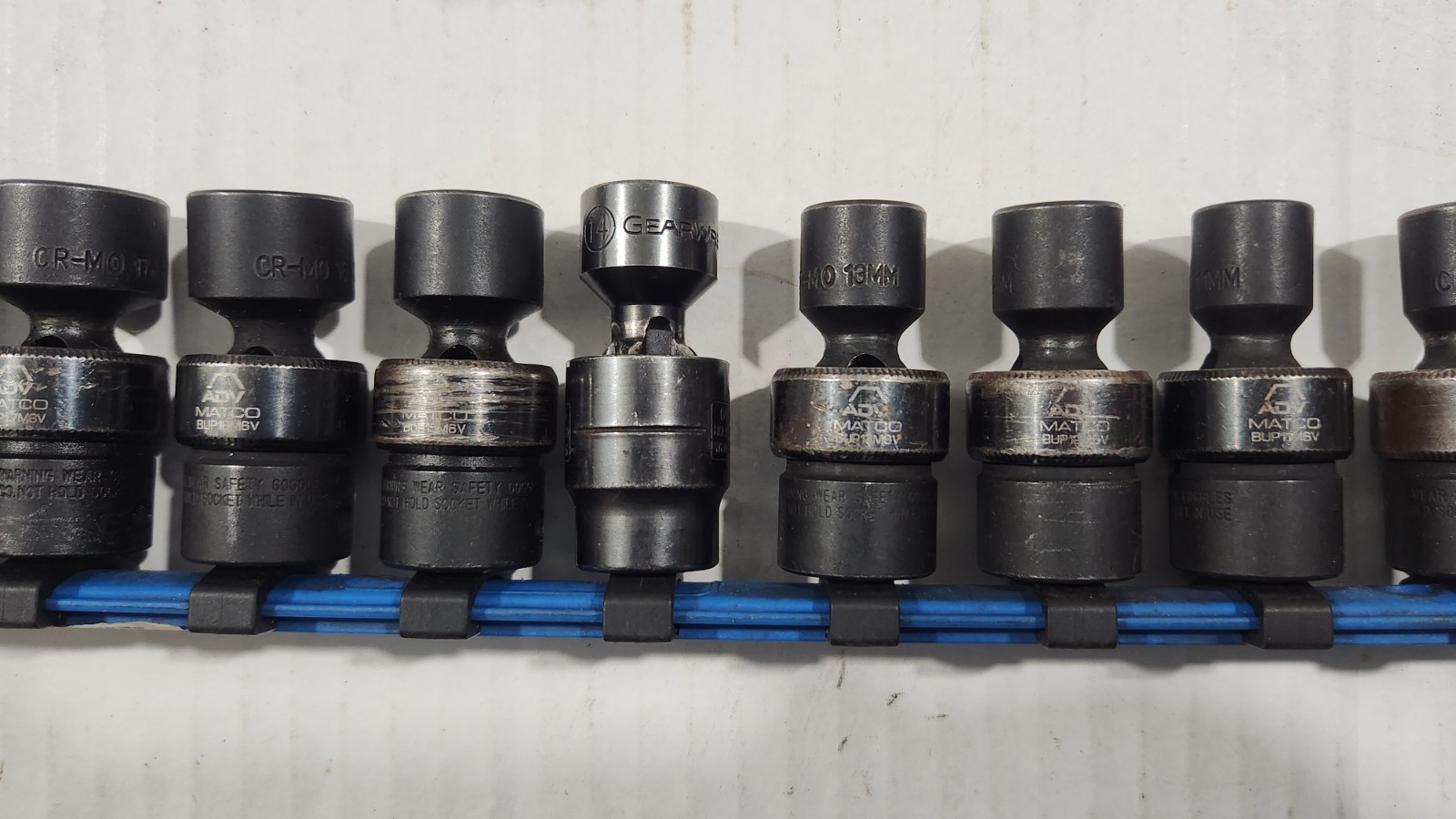 Matco 10-19MM ADV 10 Pc. 3/8″ Metric 6 Point Swivel Universal IMPACT Socket Set