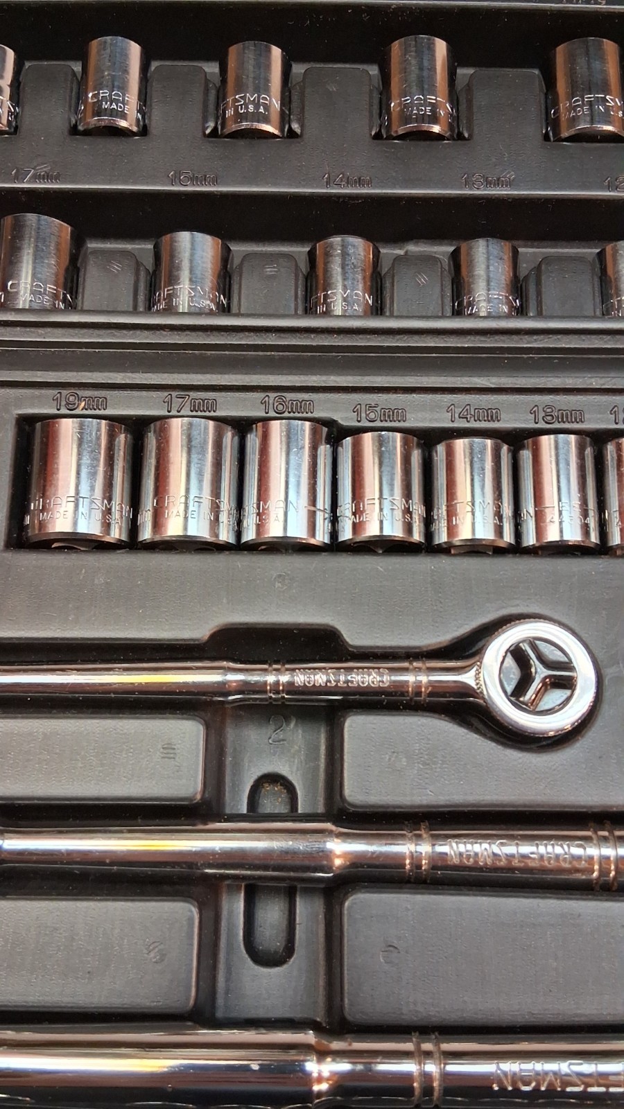 VTG CRAFTSMAN 82PC EE SERIES 1/4″,3/8″, & 1/2″ DRIVE METRIC/SAE SOCKET SET