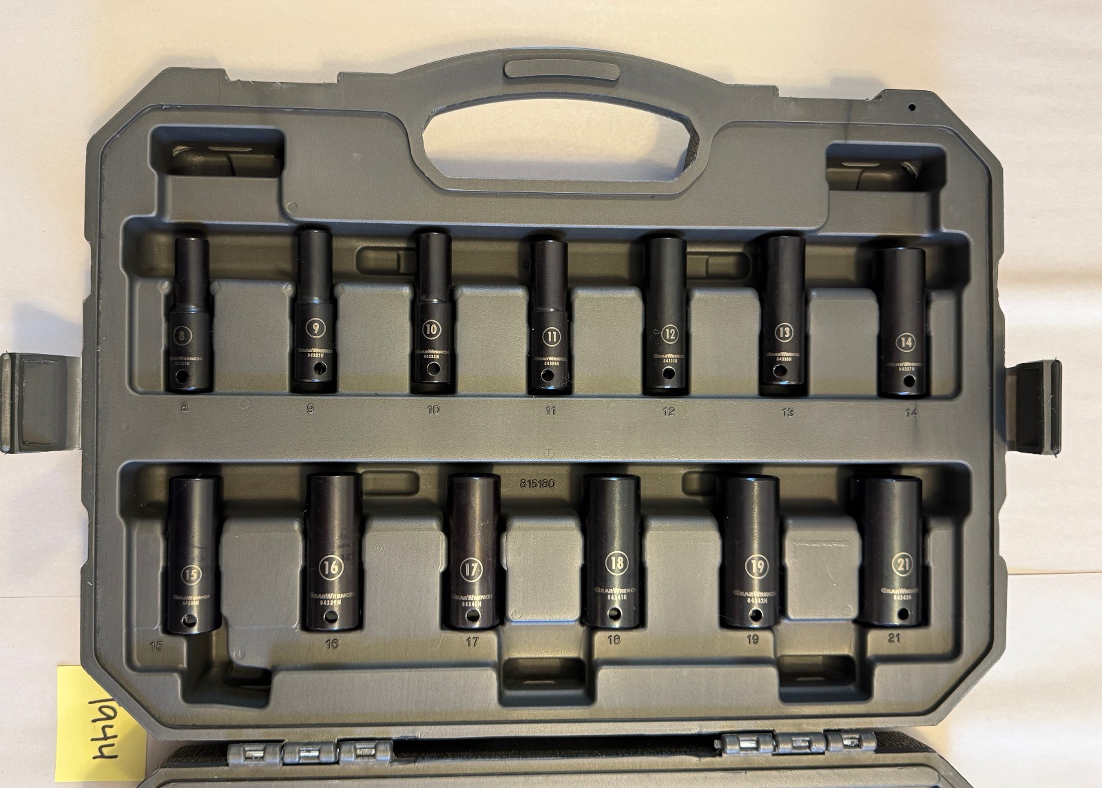 GEARWRENCH 84916N 44Pc 3/8″Drive Standard & Deep Impact SAE/Metric Socket Set
