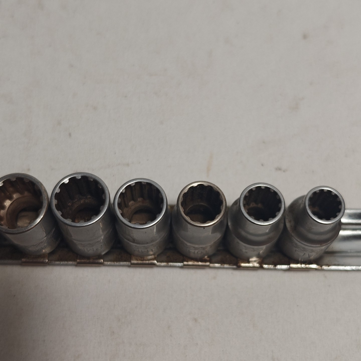 MAC Tools SPLINE Hex Metric 8mm-19mm 3/8″ DR Set Lot Socket Shallow Spherical