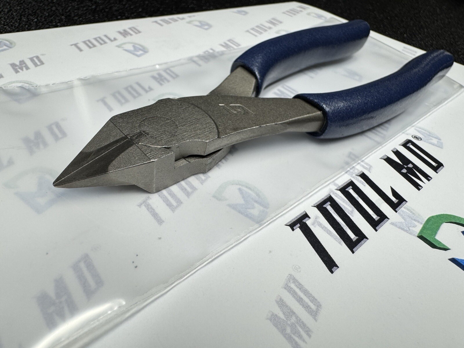 Snap-on Tools USA NEW POWER BLUE Soft Grip 6″ Diagonal FLUSH CUT Pliers 786CF