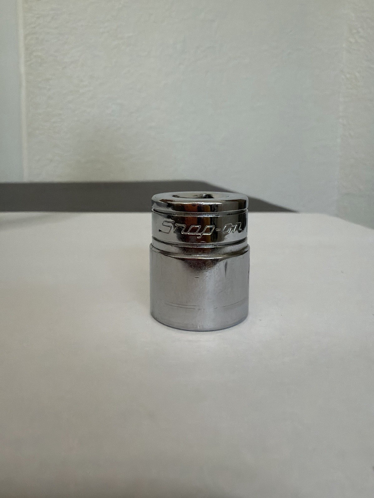 Snap On Tools 11/16″ Shallow Socket 3/8″ Drive 6 Point FS221 Made in USA
