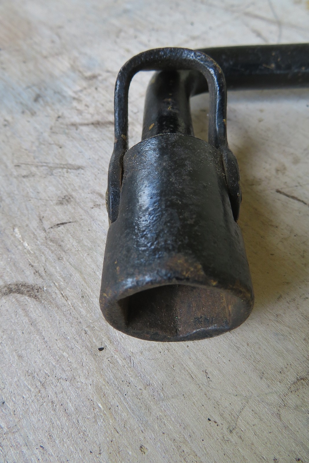 RARE 1940s-50s not Mercedes DAIMLER BENZ Matador 19mm folding lug wrench tool