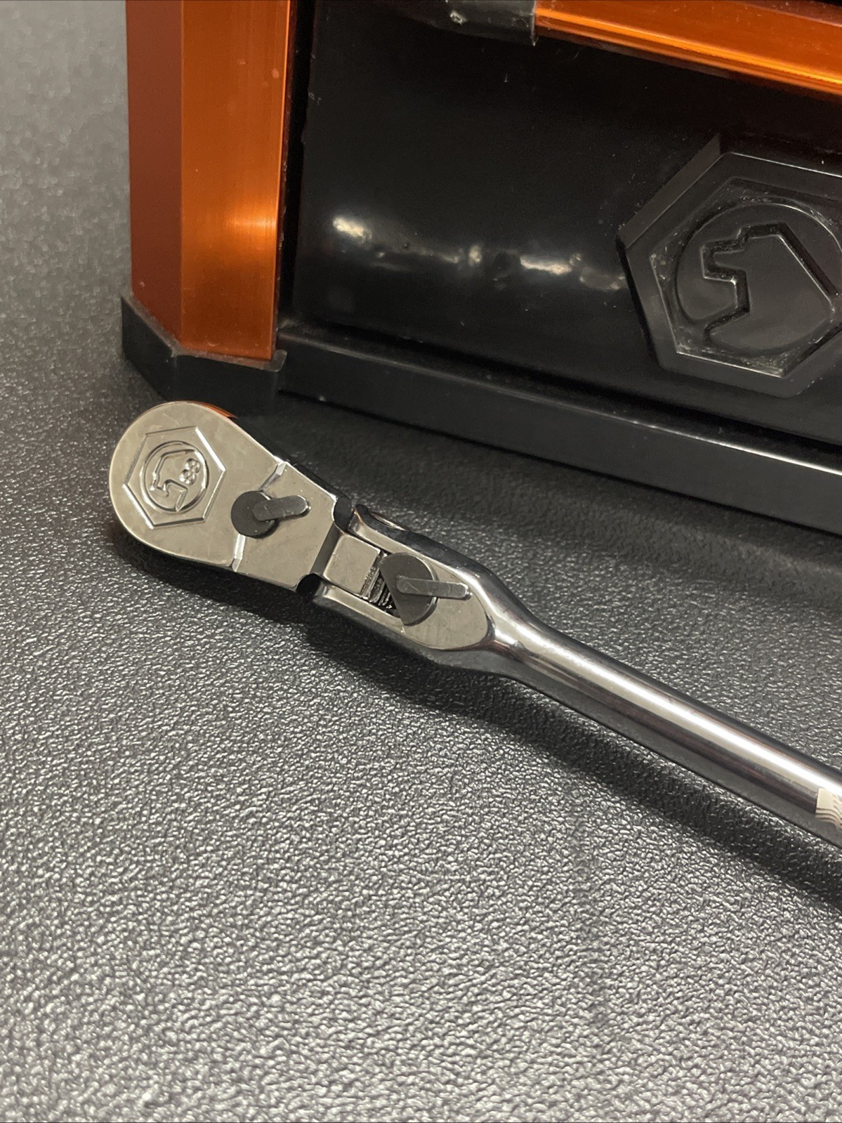 NEW! Matco 1/4″ DRIVE 13-3/4″ 88 TOOTH FLEX RATCHET ERGO HANDLE BLUE AFR128LFB
