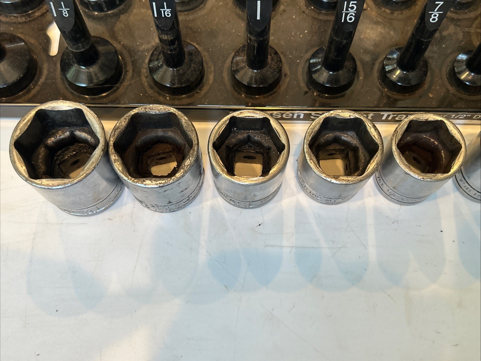 Snap-On 313TWYA 12pc SAE 1/2″ Drive Shallow 6pt Socket Set 1-1/8″ – 7/16″