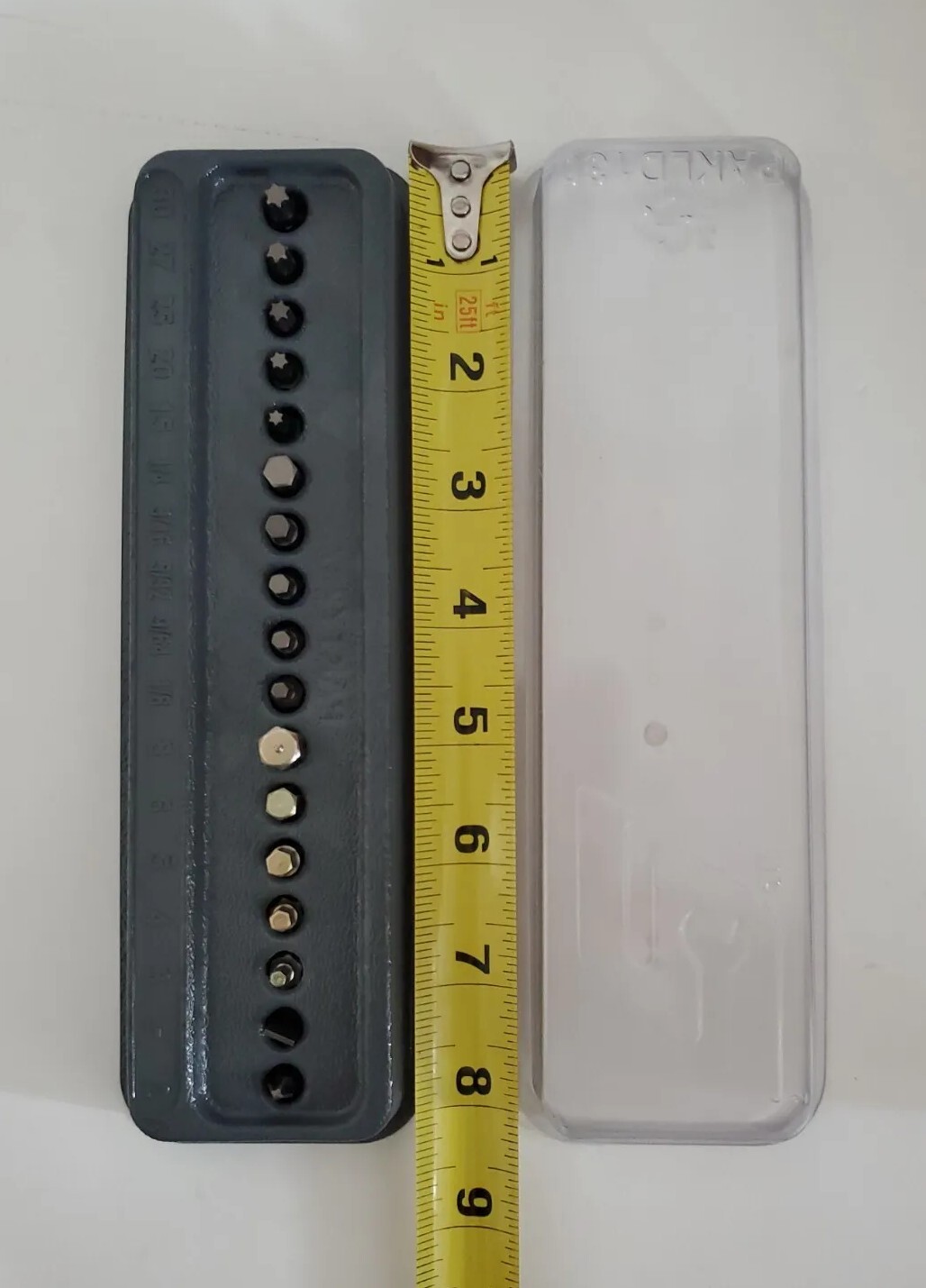 Snap on tools 17 Pcs low profile hex shank Bit set USA made tray + Lid NEW!!!!!!