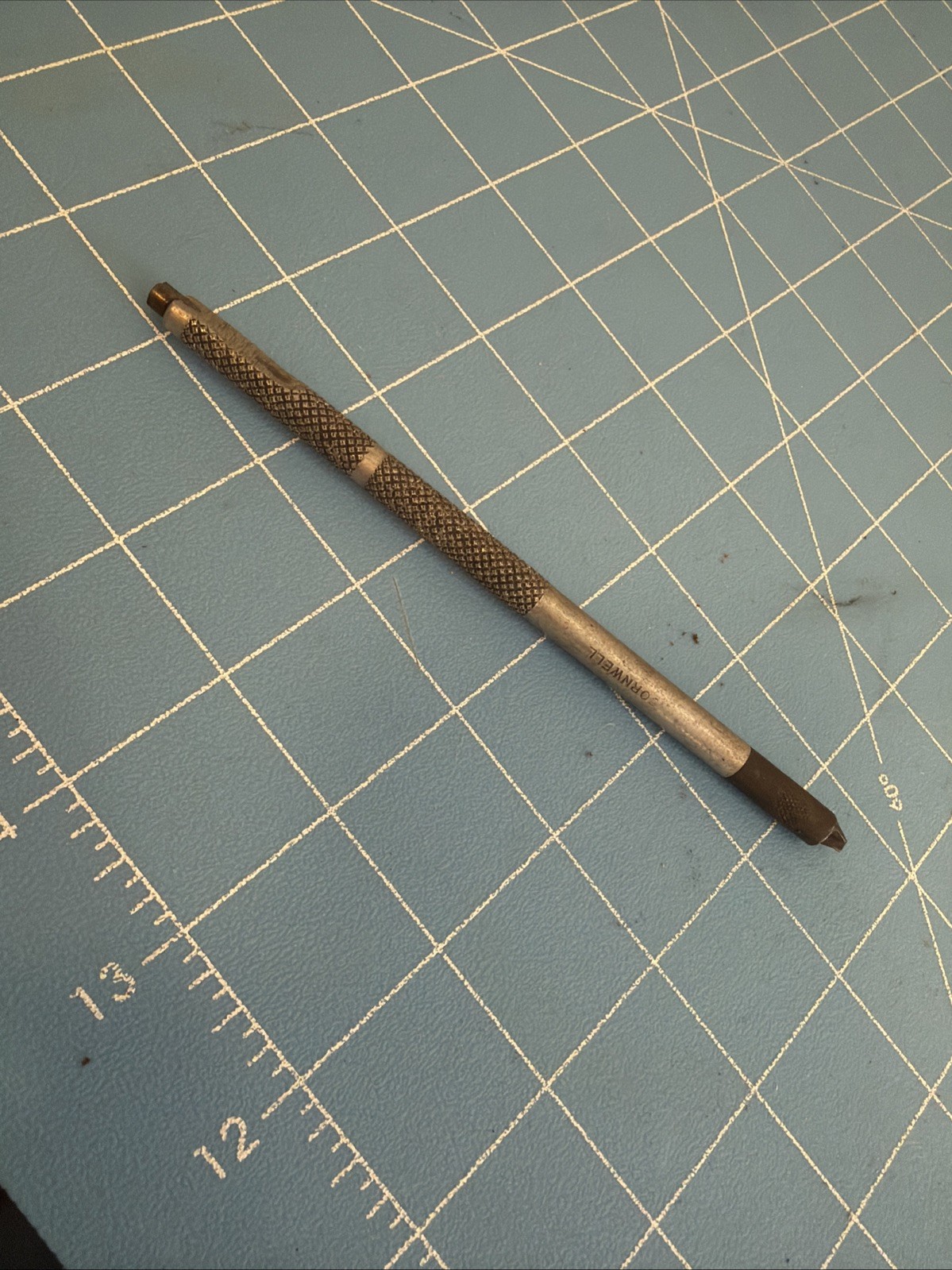 Cornwell Tools Flat Screw Starter Holder Knurled Magnetic Tip