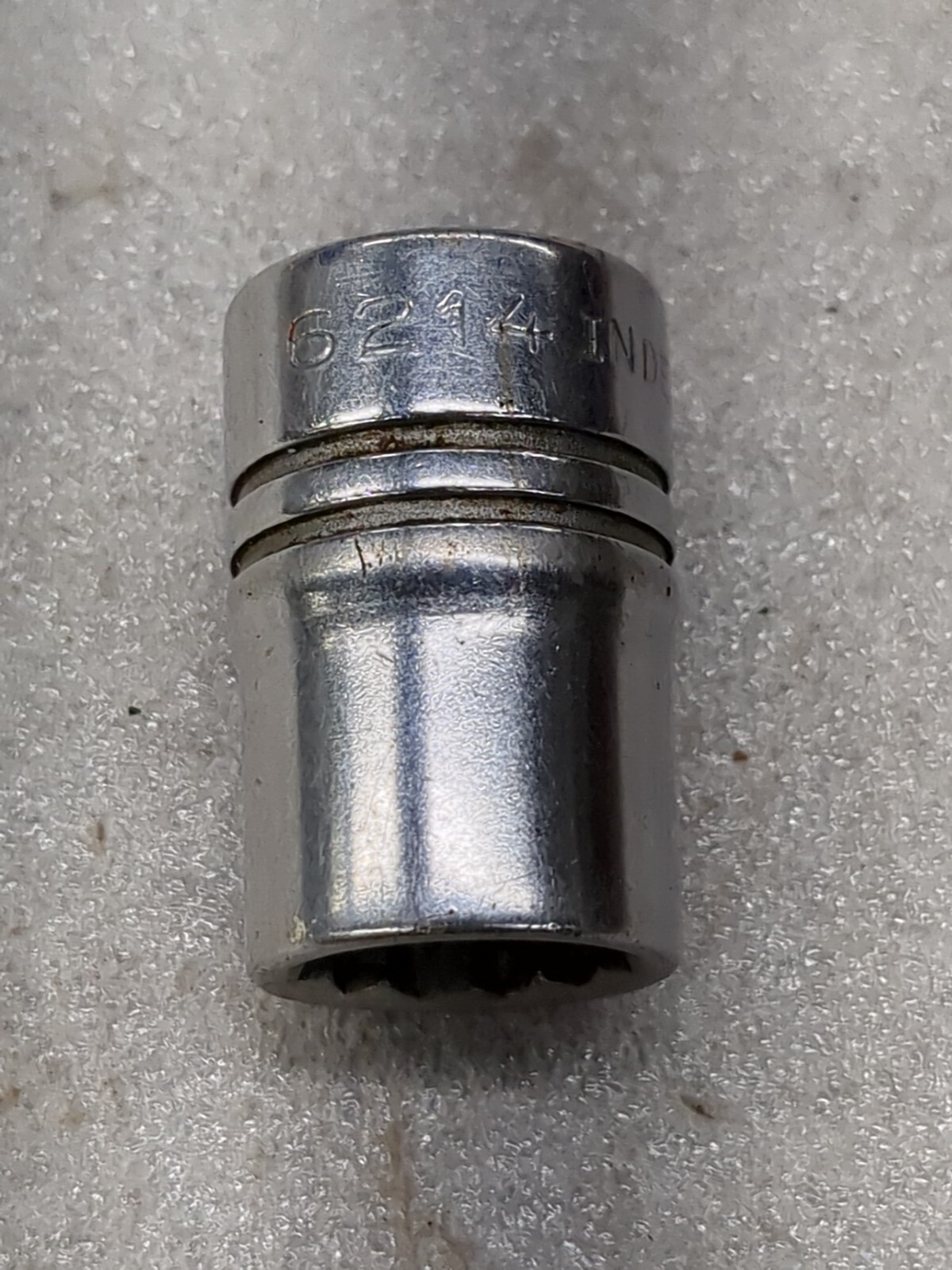 Vintage Indestro 3/8 DRIVE 12 POINT 7/16″ Standard Socket 6214