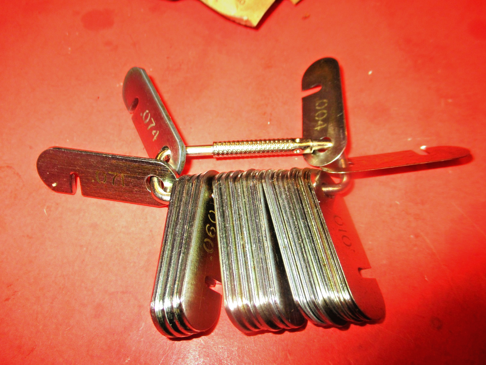 VINTAGE-RING-Thickness Feeler gauge 29 BLADES- Made in USA .004-.074