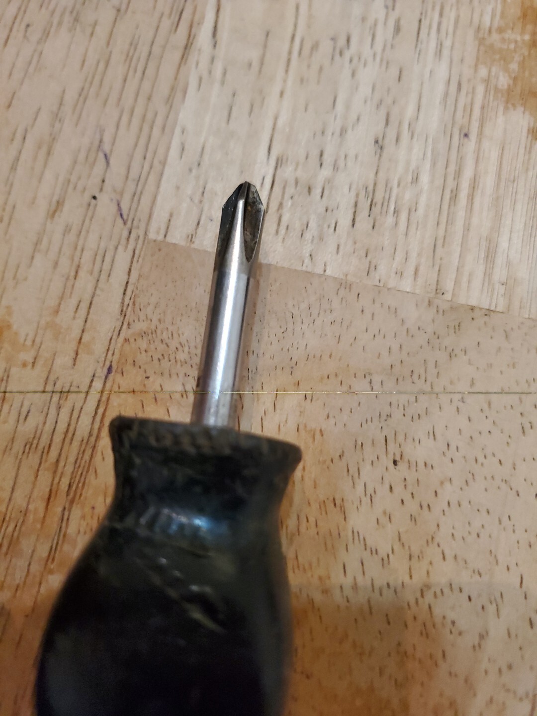 Snap On #2 Phillips Flat Head Stubby Screwdrivers Black Hard Handles Lot Of 2