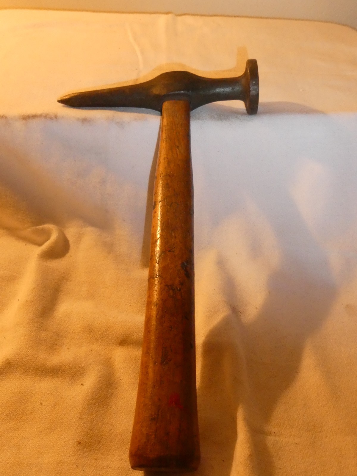 Vintage Auto Body Repair Metal Forming Planishing pecking Hammer Wood Handle