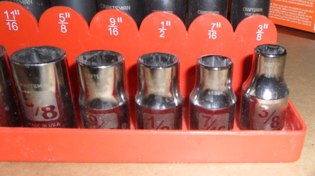 Lot of 21 Craftsman SAE 1/2 inch Drive Shallow & Deep Impact Sockets W/ Tray