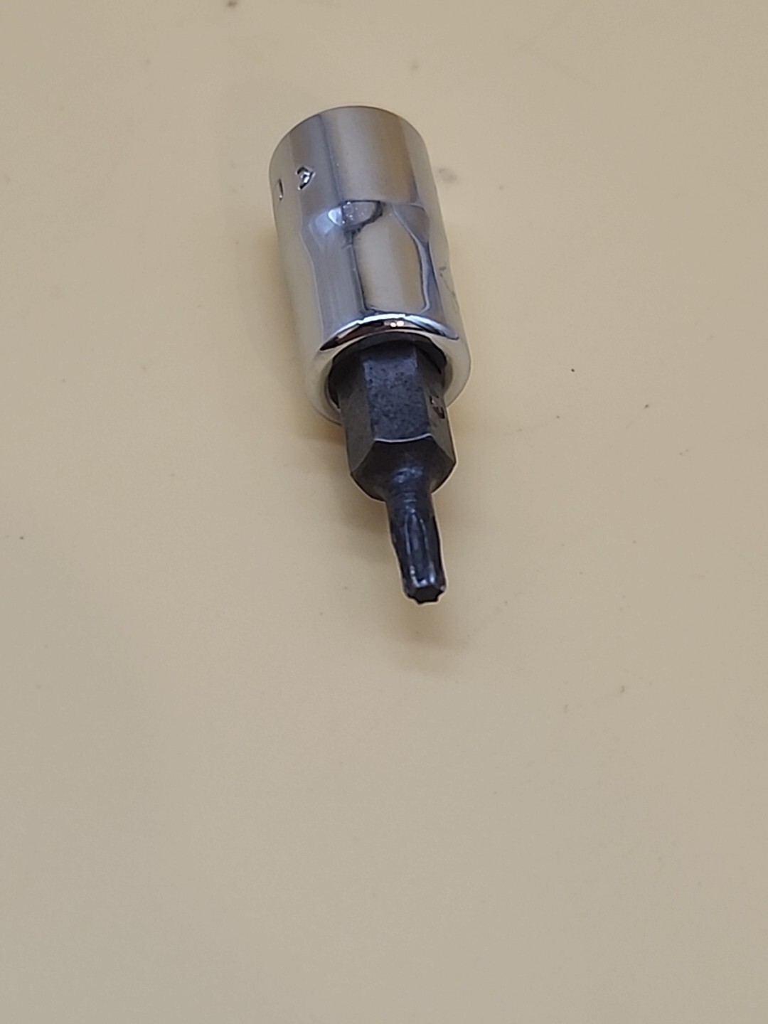 Snap-on Tools TTX10E . T10 Standard TORX Bit. USA