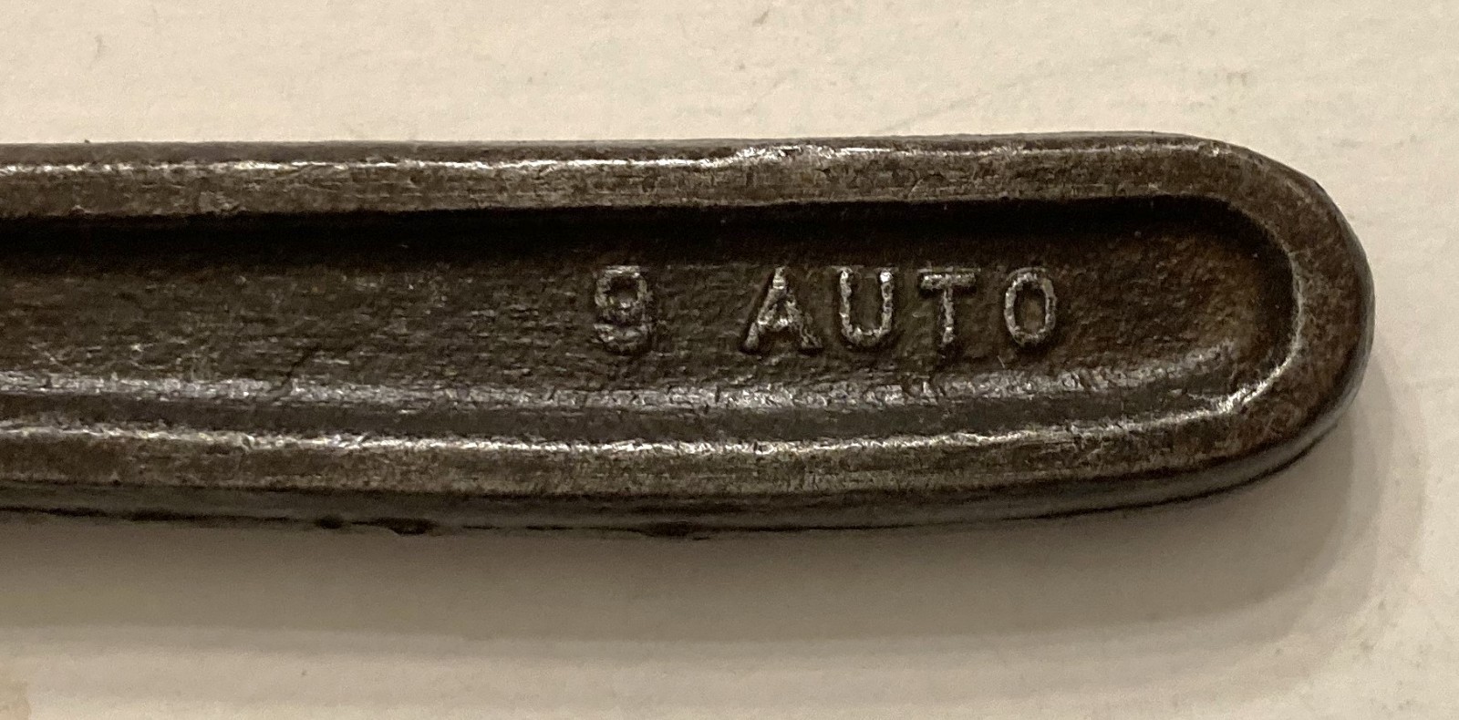 EARLY 1900’s 9-in. MONKEY WRENCH MARKED ‘AUTO’ – MADE BY THE AUTO WRENCH CO.