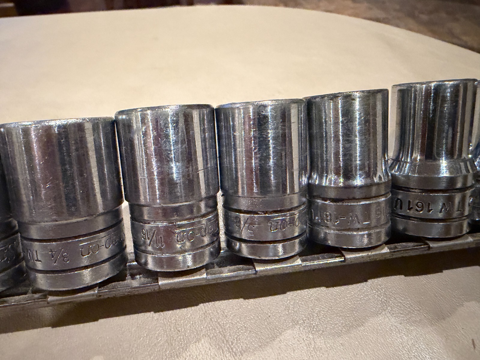 Snap On TW Series 1/2″ Drive 15pc Shallow 61Pt Socket Set 3/8 to 1-1/4, Complete