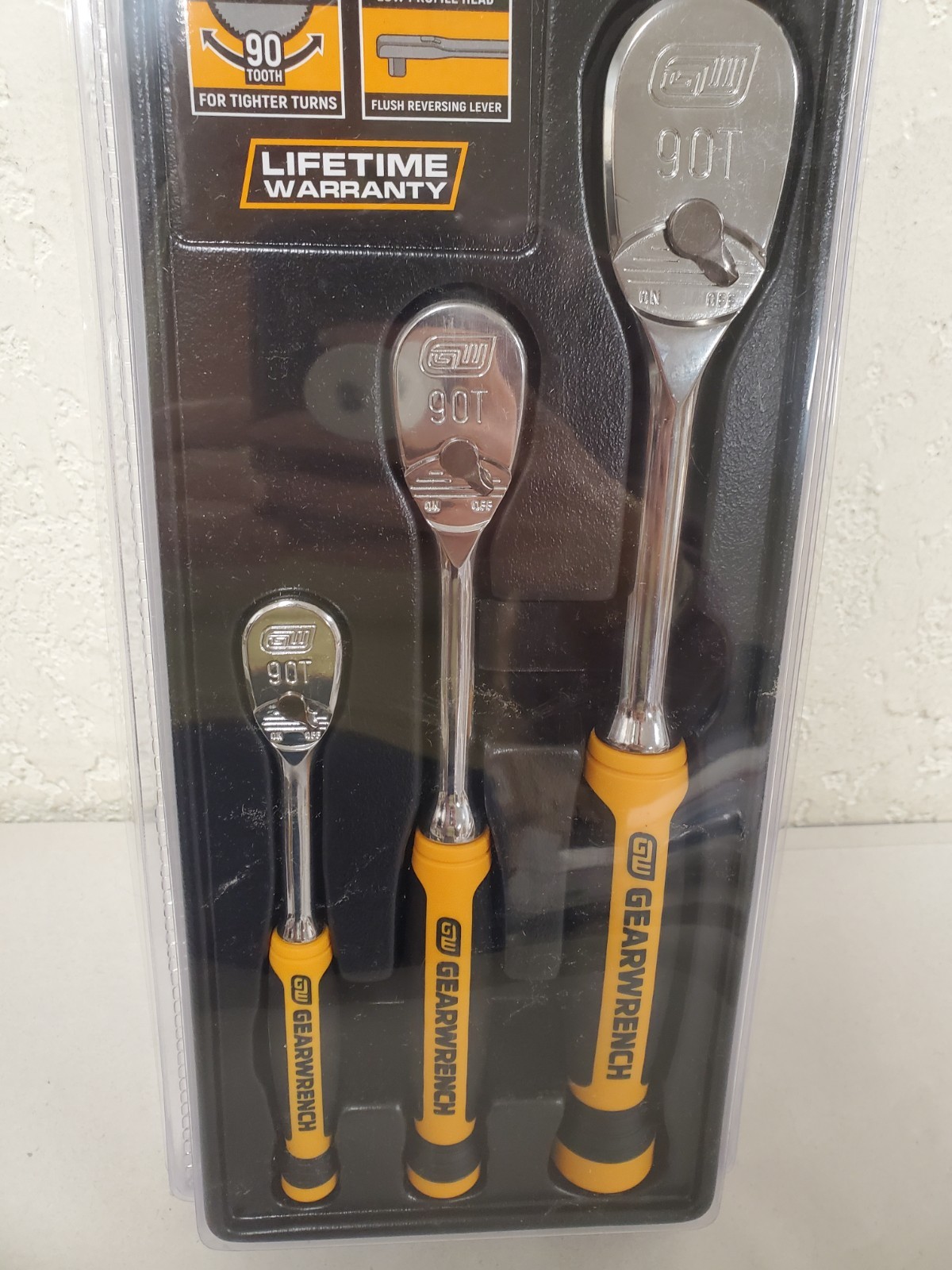 GEARWRENCH 1/4″, 3/8″, & 1/2″ Drive 90-Tooth Dual Material Teardrop Ratchet Set