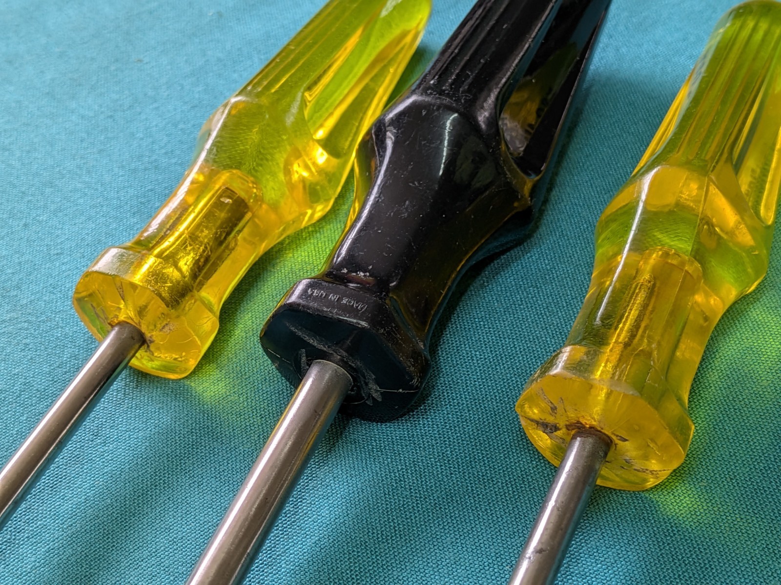 Vintage CRESCENT USA Set of 3 Clutch Head (Bow Tie) Screwdrivers 1/4, 3/16, 5/32