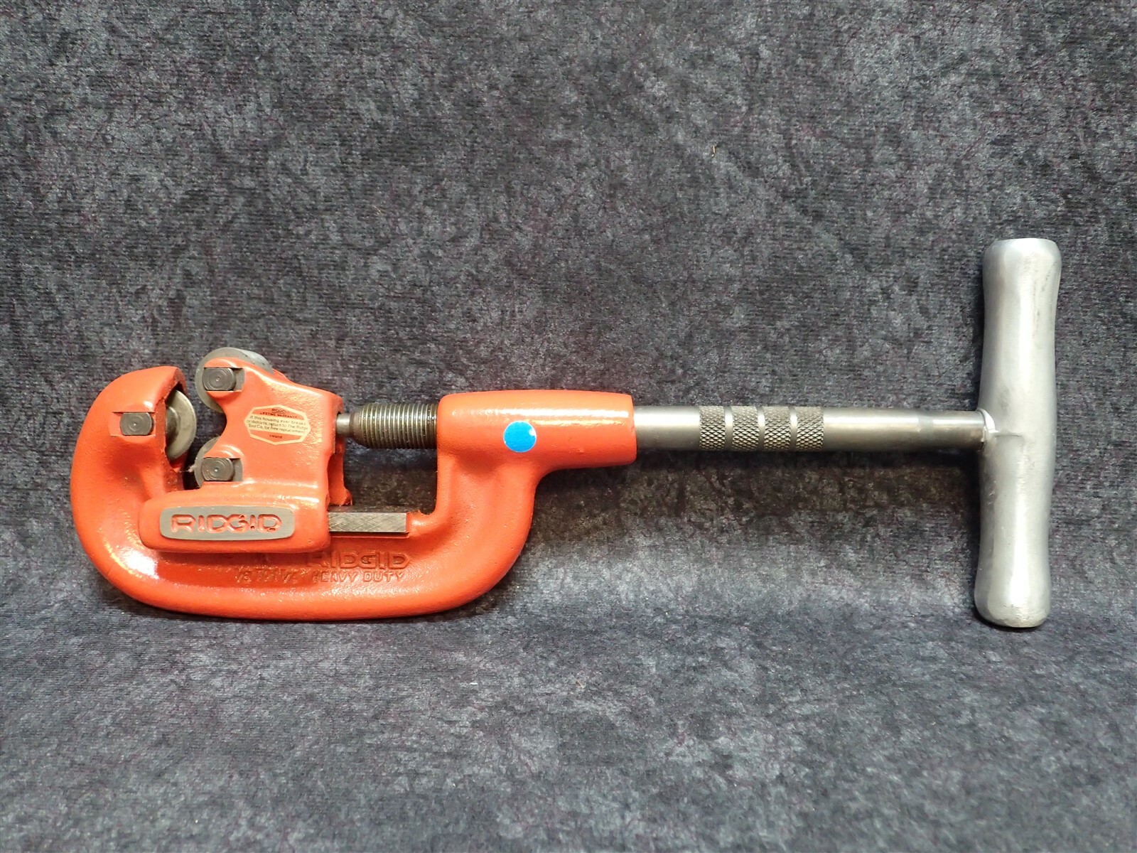 32810 Ridgid Model 1-A Heavy Duty Red Pipe Cutter 1/8″ to 1-1/4″ (3-32mm)