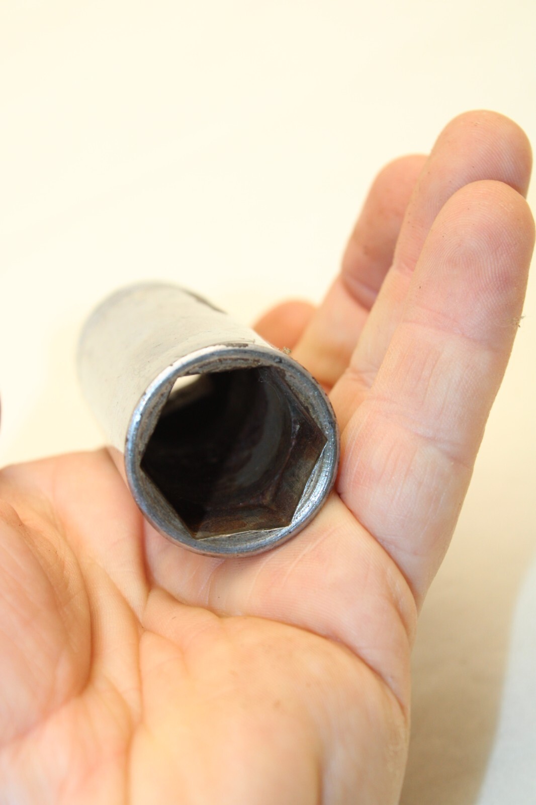 Snap On 1/2″ Drive 7/8″ 6PT Deep Chrome Socket TS281