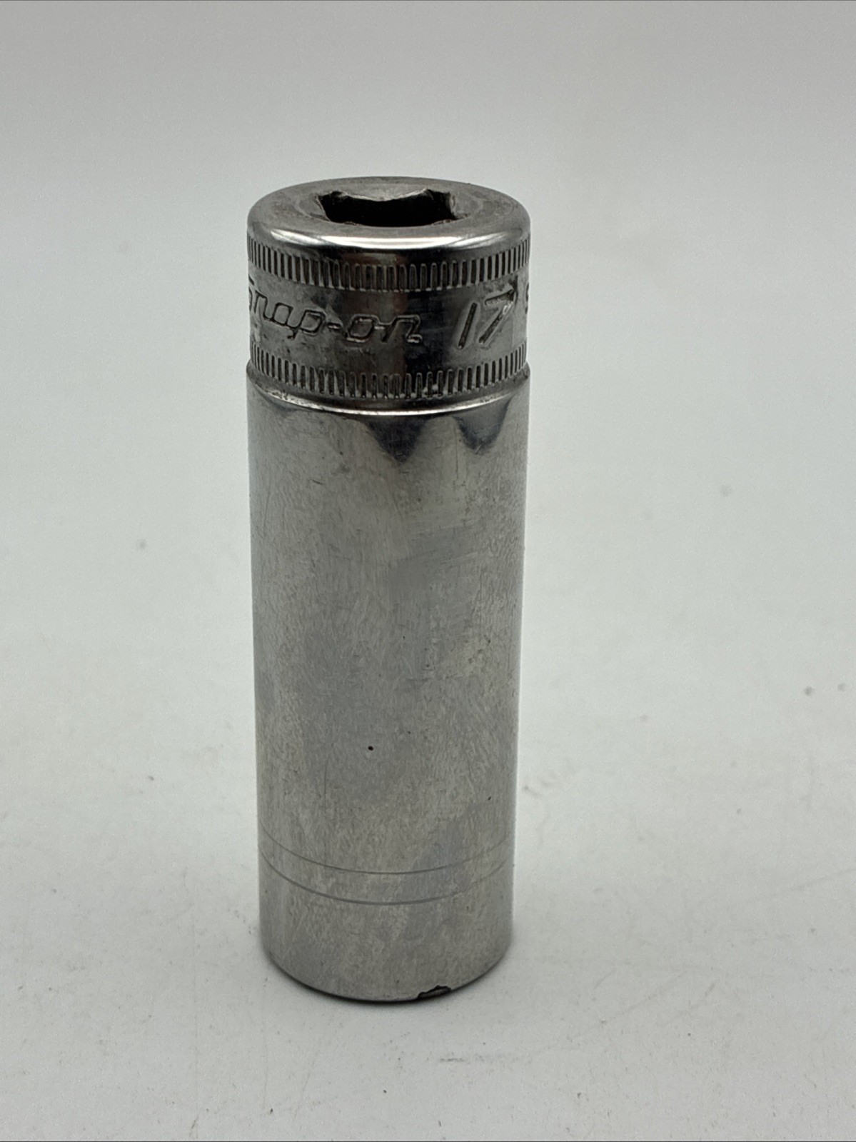 Snap-on Tools SFSM17 USA 3/8″ Drive 17mm Metric 6 Point Deep Chrome