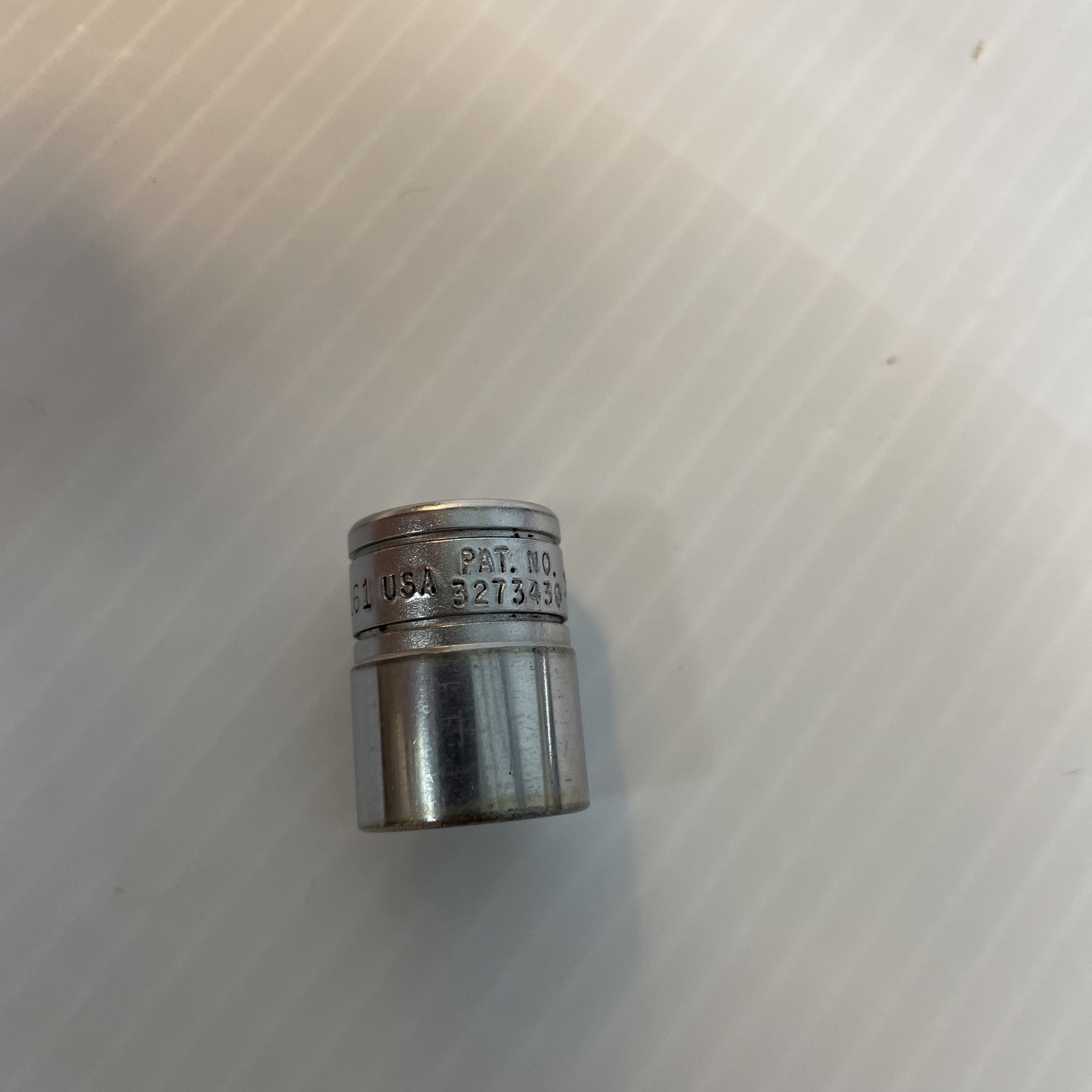Snap On F161 3/8″ Drive 12-Point SAE 1/2″ Flank Drive Shallow Socket