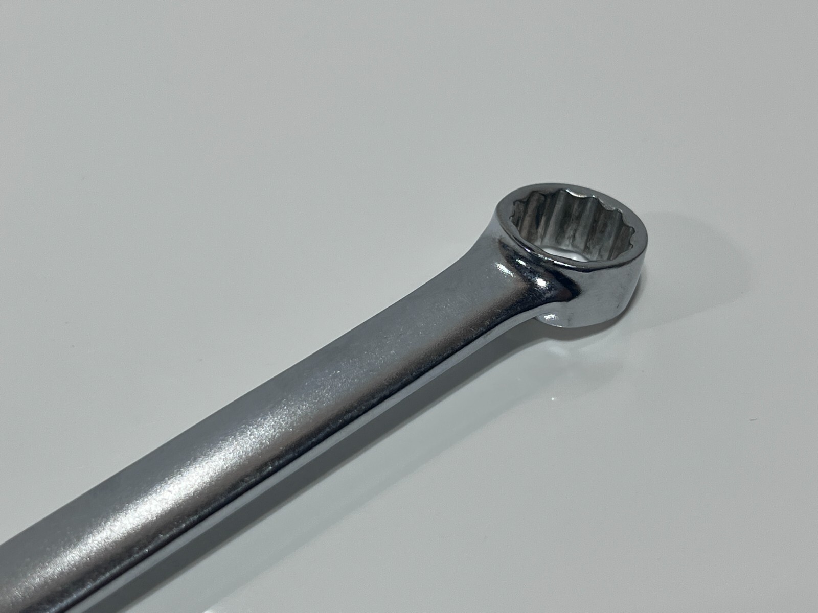 Blue-Point Tools USA BO20B 5/8” SAE Chrome Satin Combination Wrench – 12 Point