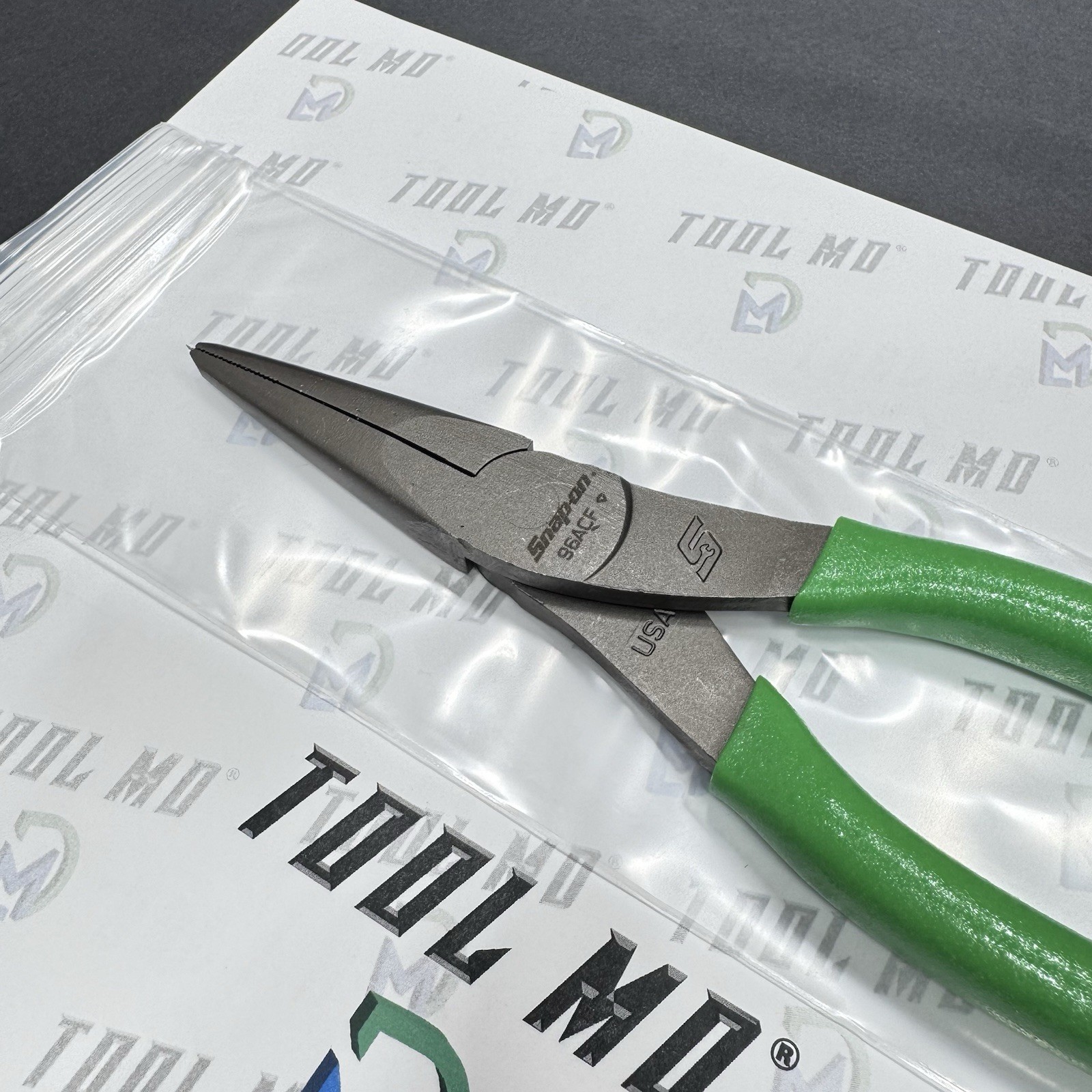 Snap-on Tools USA NEW GREEN 8″ Talon Soft Grip Needle Nose Pliers 96ACFG