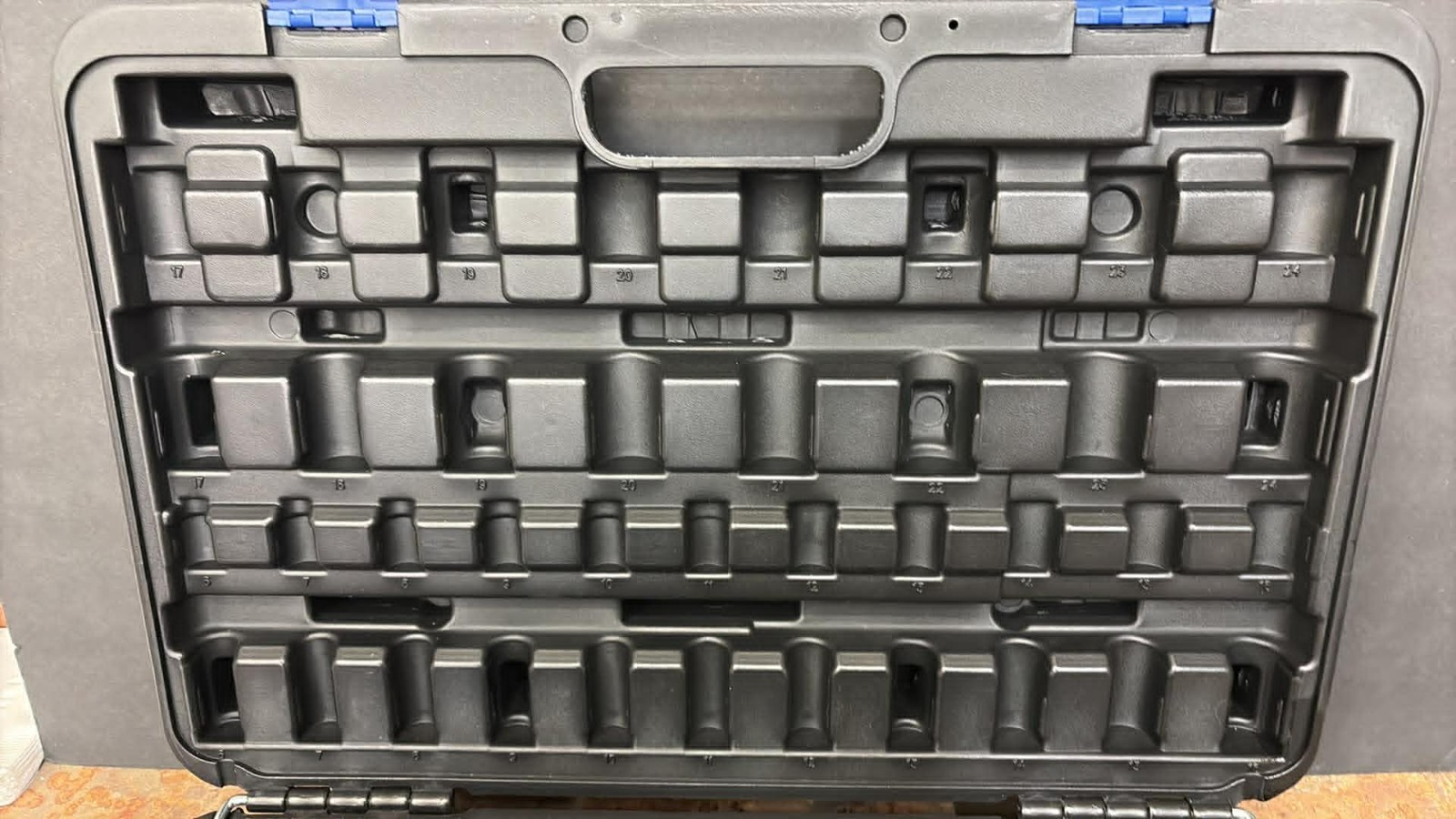 Quinn 3/8 Master Socket Ratchet U-Joint Set CASE ONLY Free Shipping 20×13
