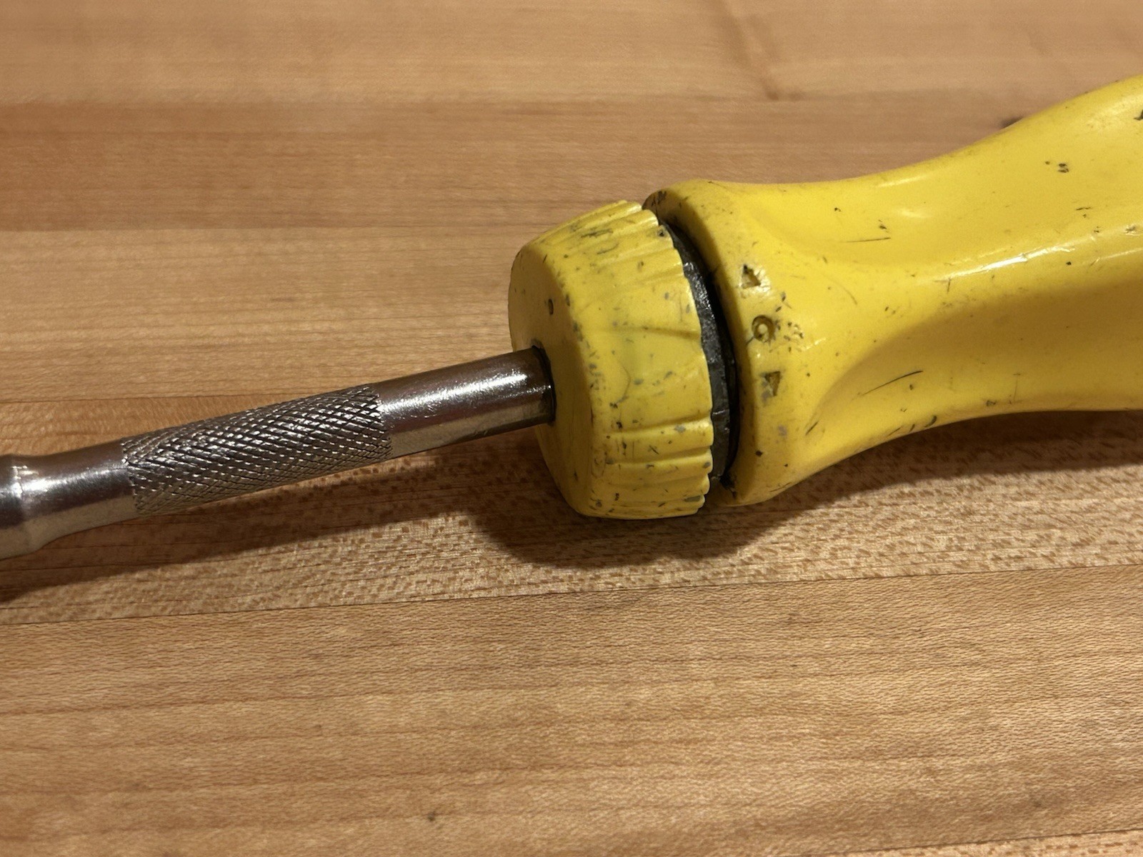 Snap-on Tools | SSDMR4AY Yellow Ratcheting Screwdriver – No Bits Included