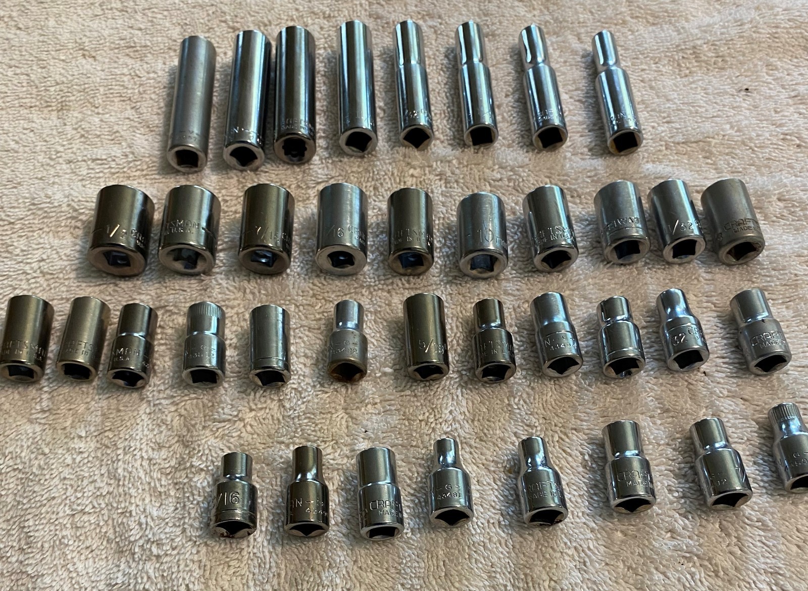 Lot of 38 – Craftsman 1/4″ Drive Assorted SAE & Metric Sockets, Made in USA