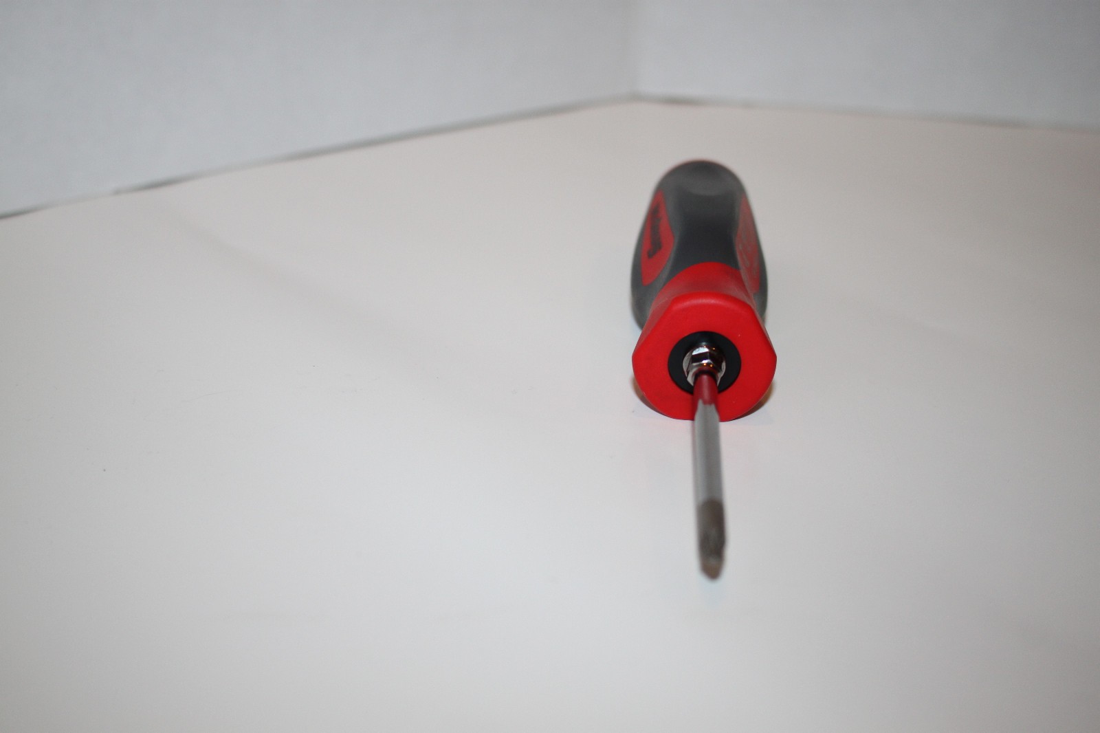 Snap On Tools SHDZ31 Pozidriv # 1 Red & Gray Hard Grip Screwdriver USA