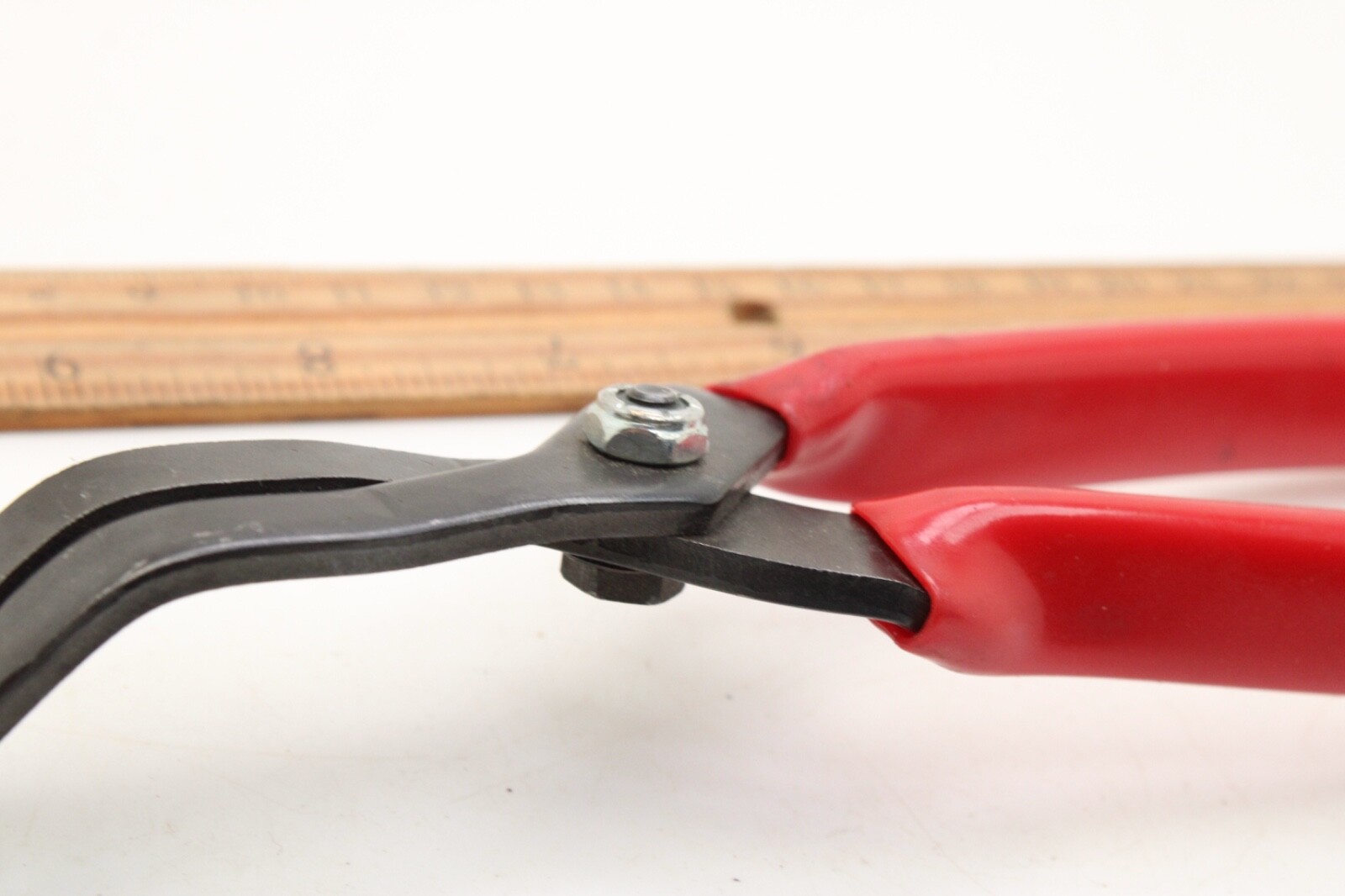 Steck Manufacturing by Milton Flat Sure Grip Trim Clip Pliers
