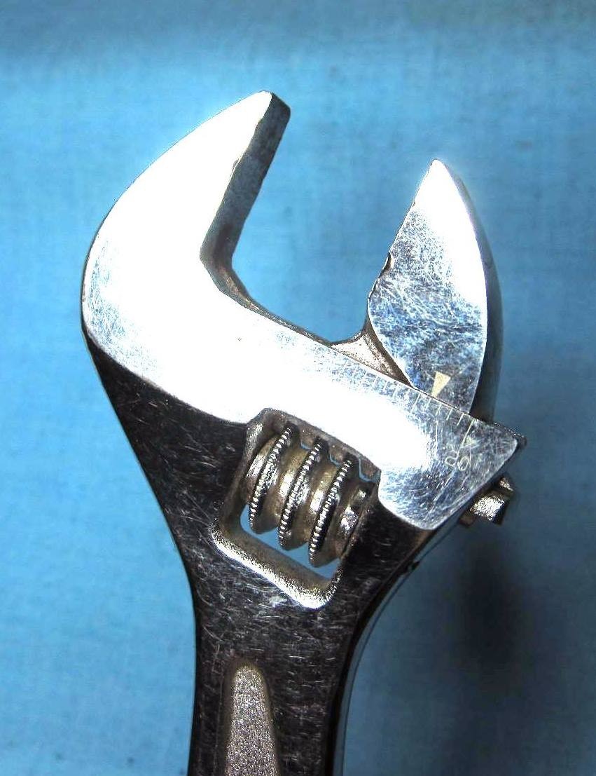 Craftsman Evolv Crescent Wrench 6″ ADJUSTABLE WRENCH 150mm USA 16568 Z