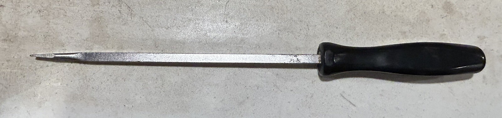 Snap-on Tools SDD412 18-3/8″ Flathead Screwdriver Black Handle USA