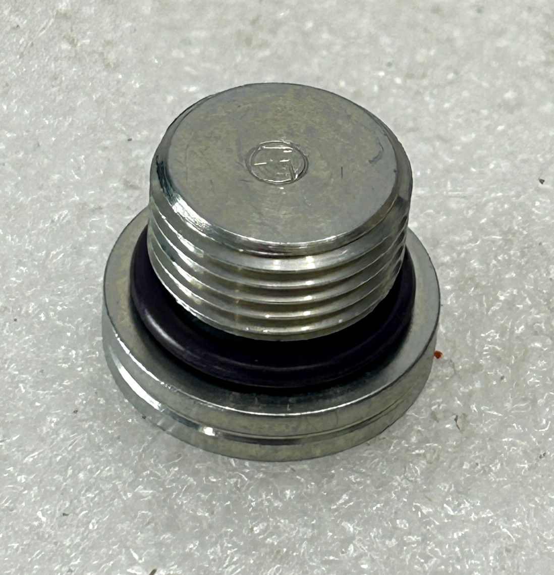 (01 Pc) CNH 221578A1 Hex Socket Plug M18 x 1.5 x 12.5 , New