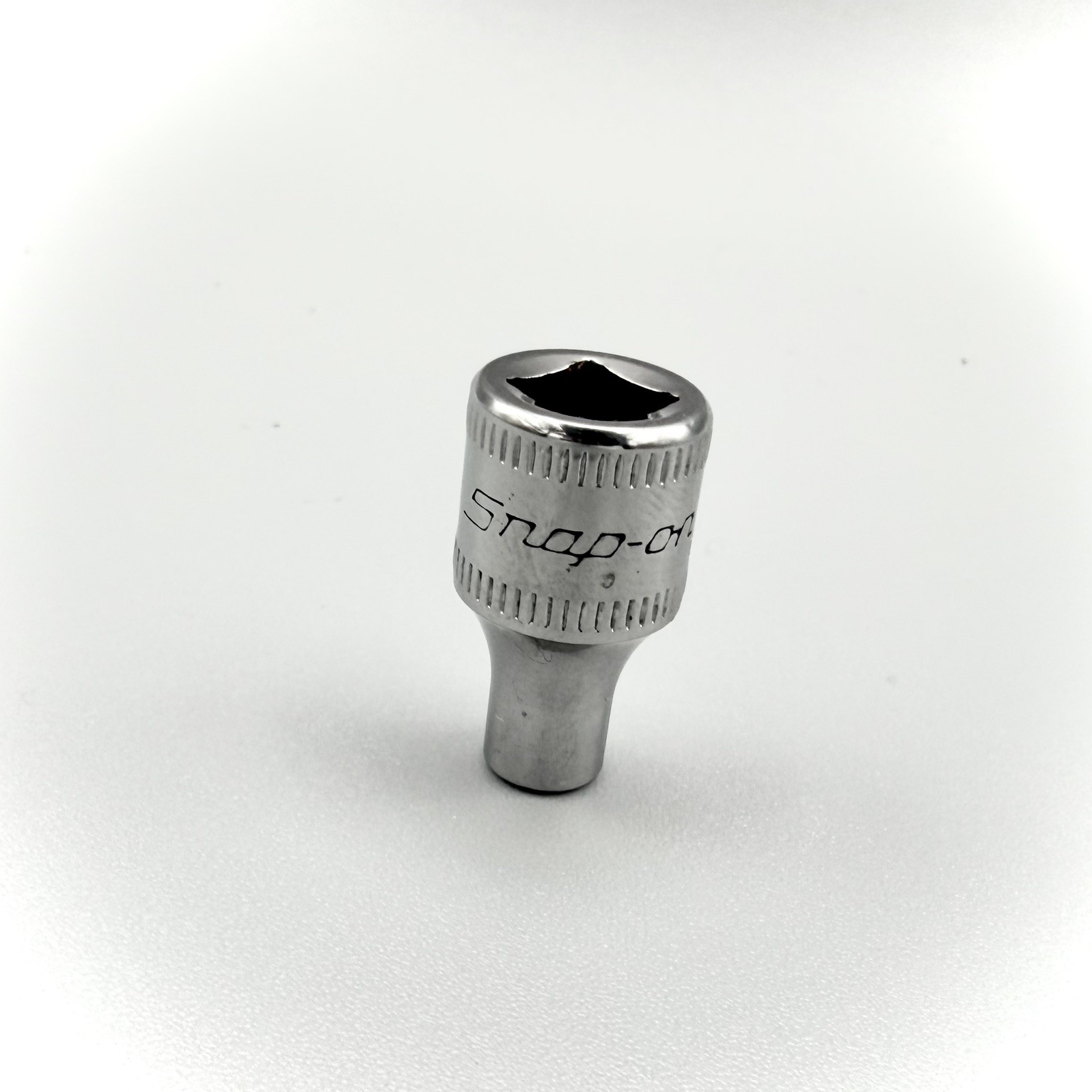 Snap On TMM4 1/4 Inch Drive 4mm 6 Point Socket. Snap-on USA