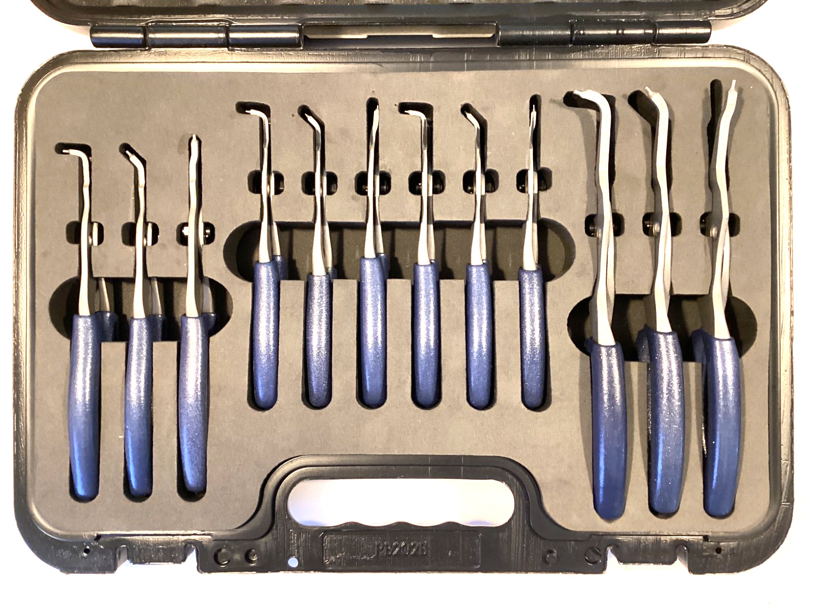 Snap on NEW 12 Piece Push Button Convertible Retainer Ring Pliers Set SRPCR112