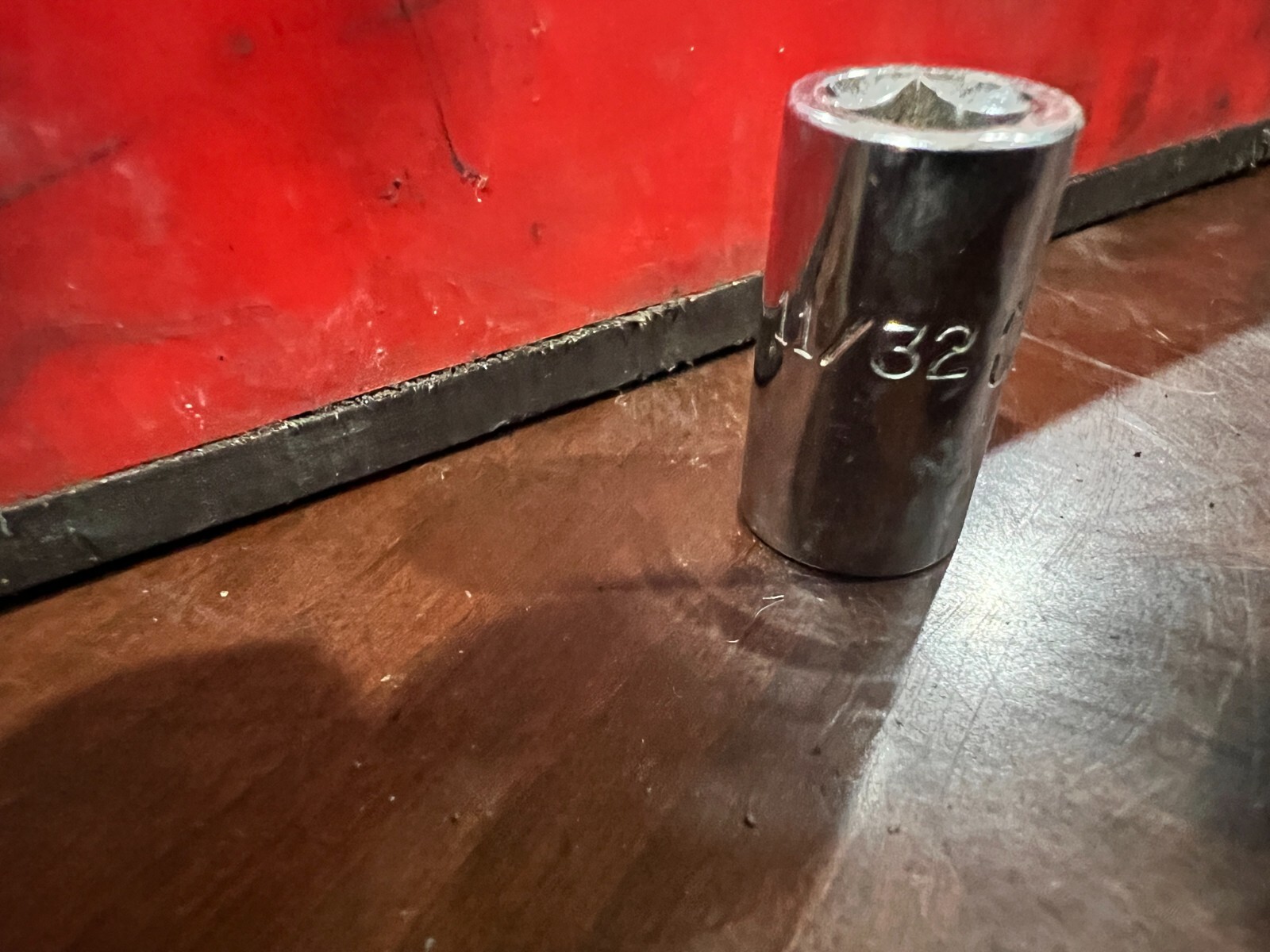 Mac Tools USA 11/32″ 6 Point 1/4″ Drive Shallow Socket M116R
