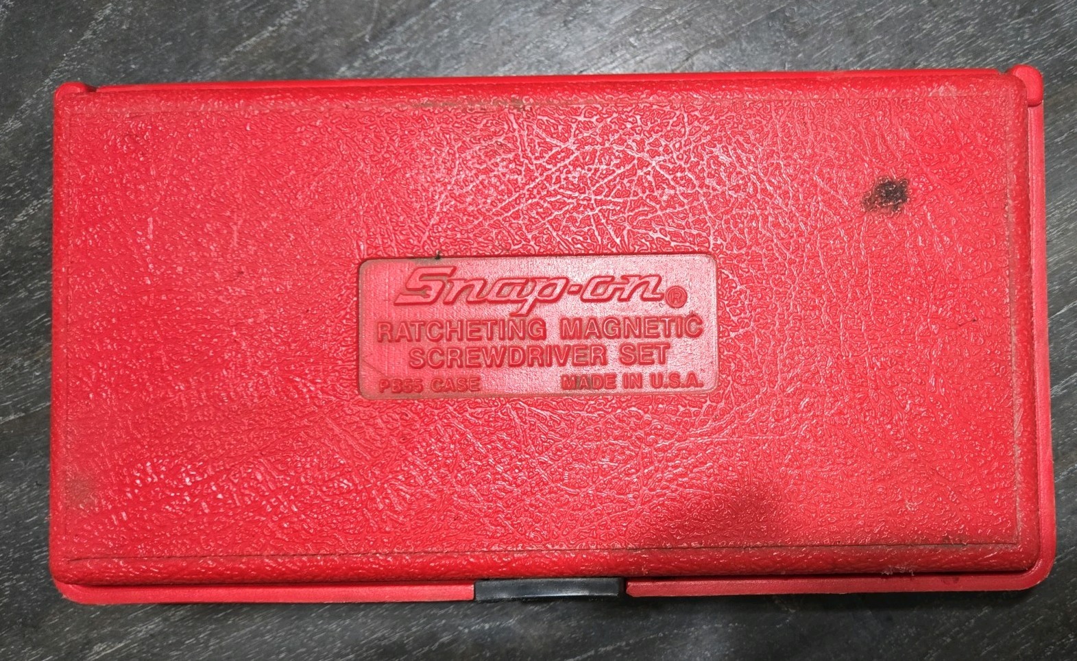 Snap On SSDMR230 Magnetic Ratcheting Screwdriver & Case