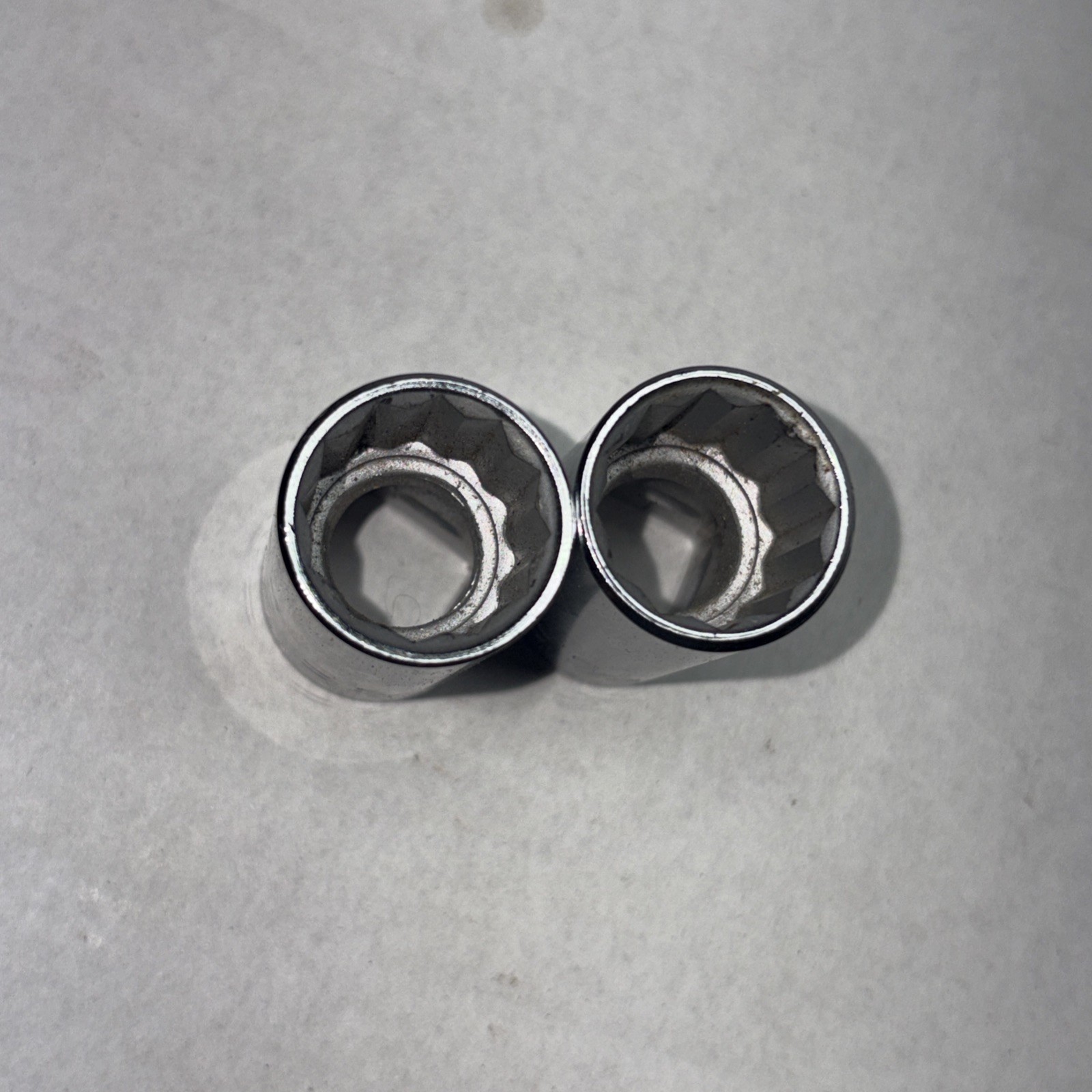 Lot Of 2 86-465 STANLEY Professional 1/2″ Dr x 5/8″, 12 Pt SAE Hand Socket BN128