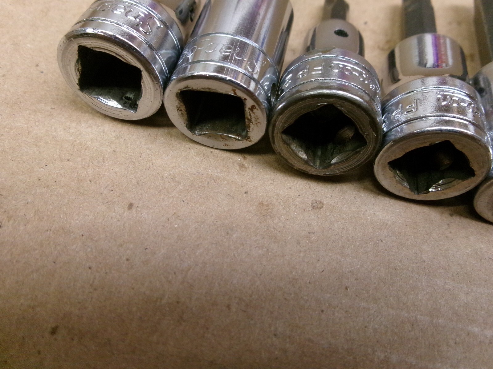 Snap On USA 3/8″ drive 10-Piece Phillips and Flat Tip Socket Set / Lot