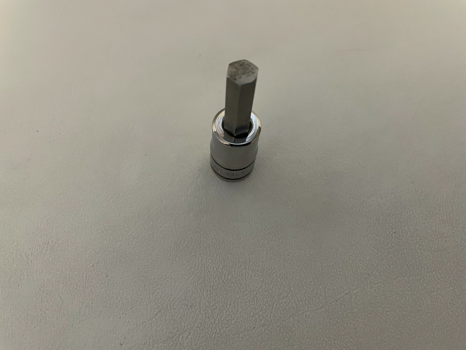 Snap-On Tools USA *MINT 2018* 3/8″ Drive 5/16″ SAE Hex Bit Chrome Socket FA10E