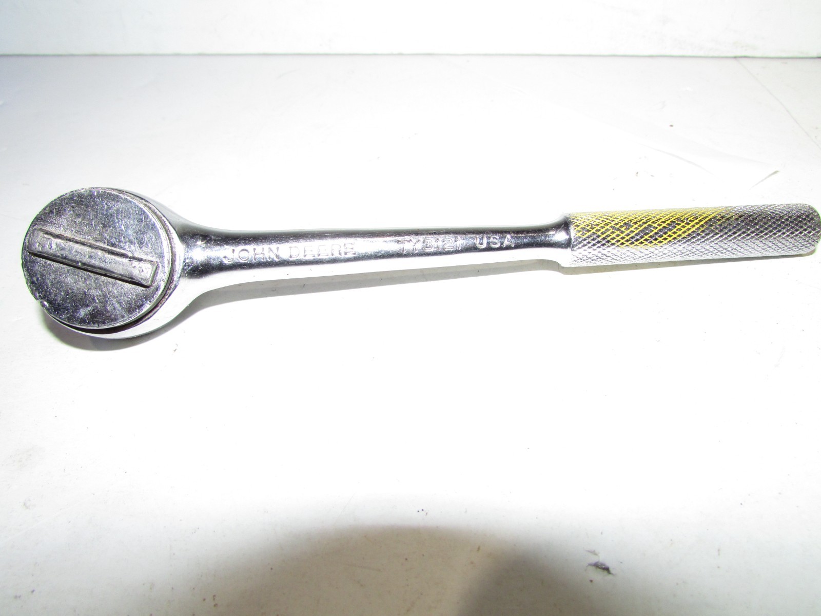 Vintage John Deere USA 3/8″ Drive 7.5″ Long Round Head Ratchet Wrench MPN TY3121