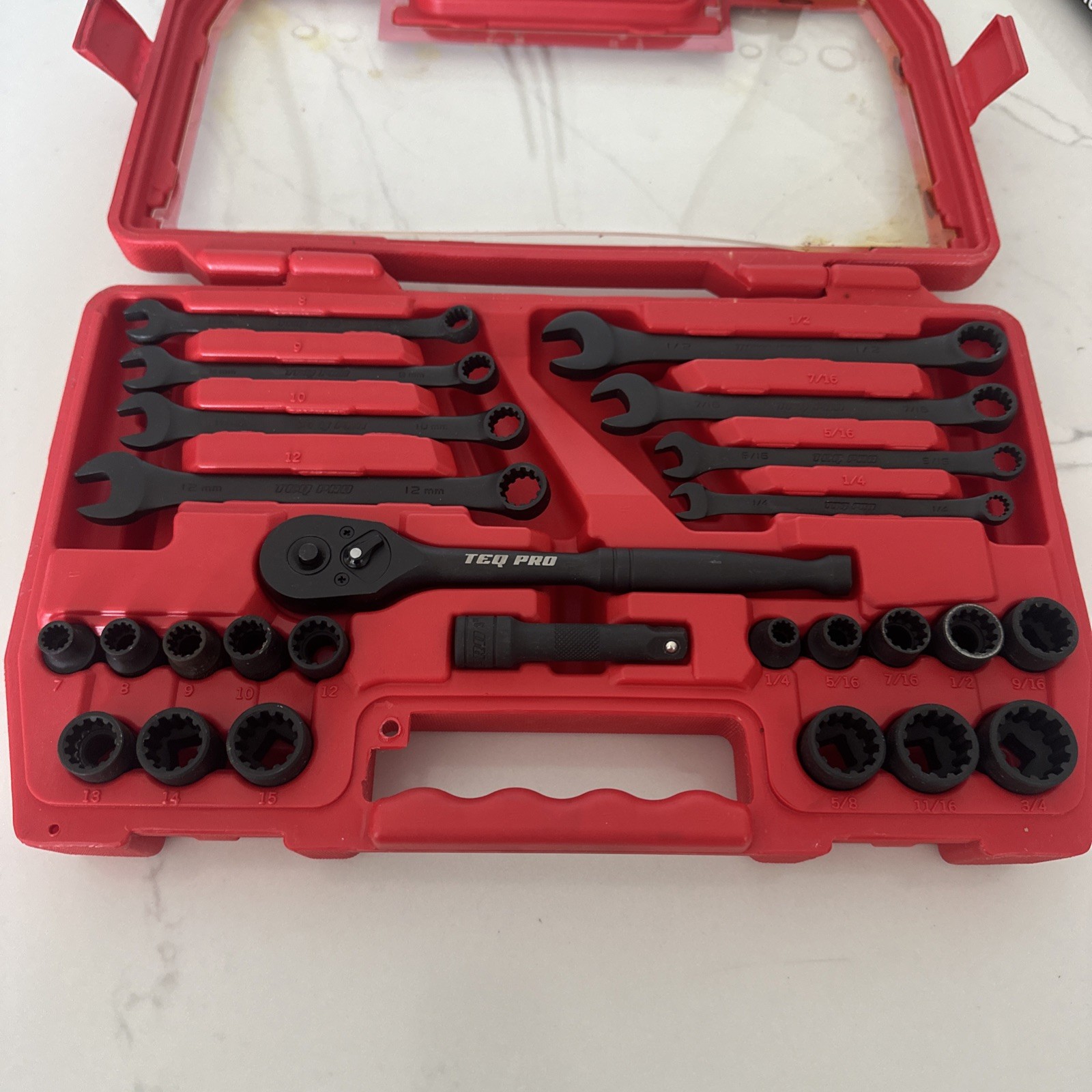 TEQ Correct Pro By GearWrench 26Pc 3/8” Drive Socket & Wrench Set MM SAE 40426A