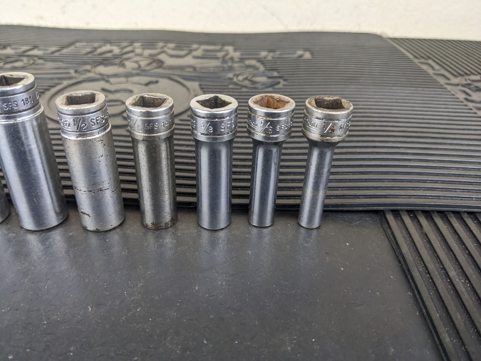 #bg227 Snap on Tools 211SFSY 3/8″ Drive Deep Chrome Socket Set Socket Set