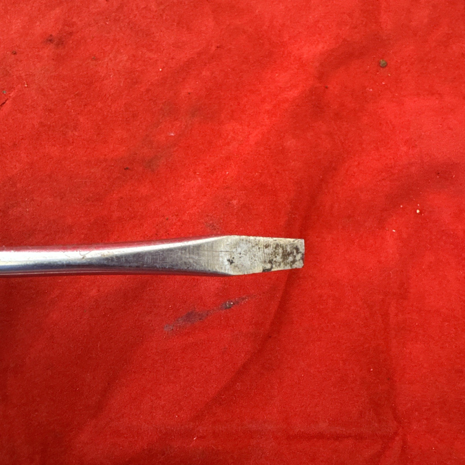 Snap on sdd style black flat and phillips head screwdrivers 6.25” long compact