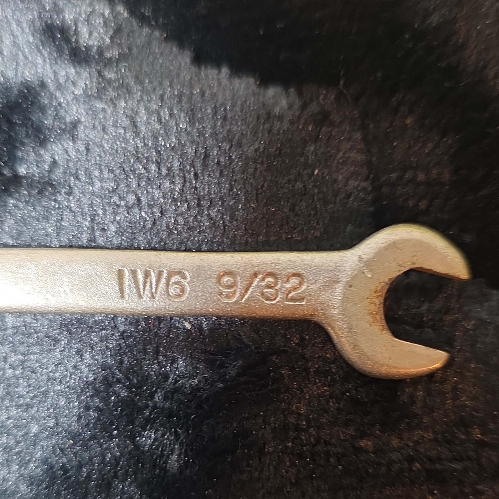 MAC Open End Wrench 11/32, 9/32 3.5 Inches Long . Used