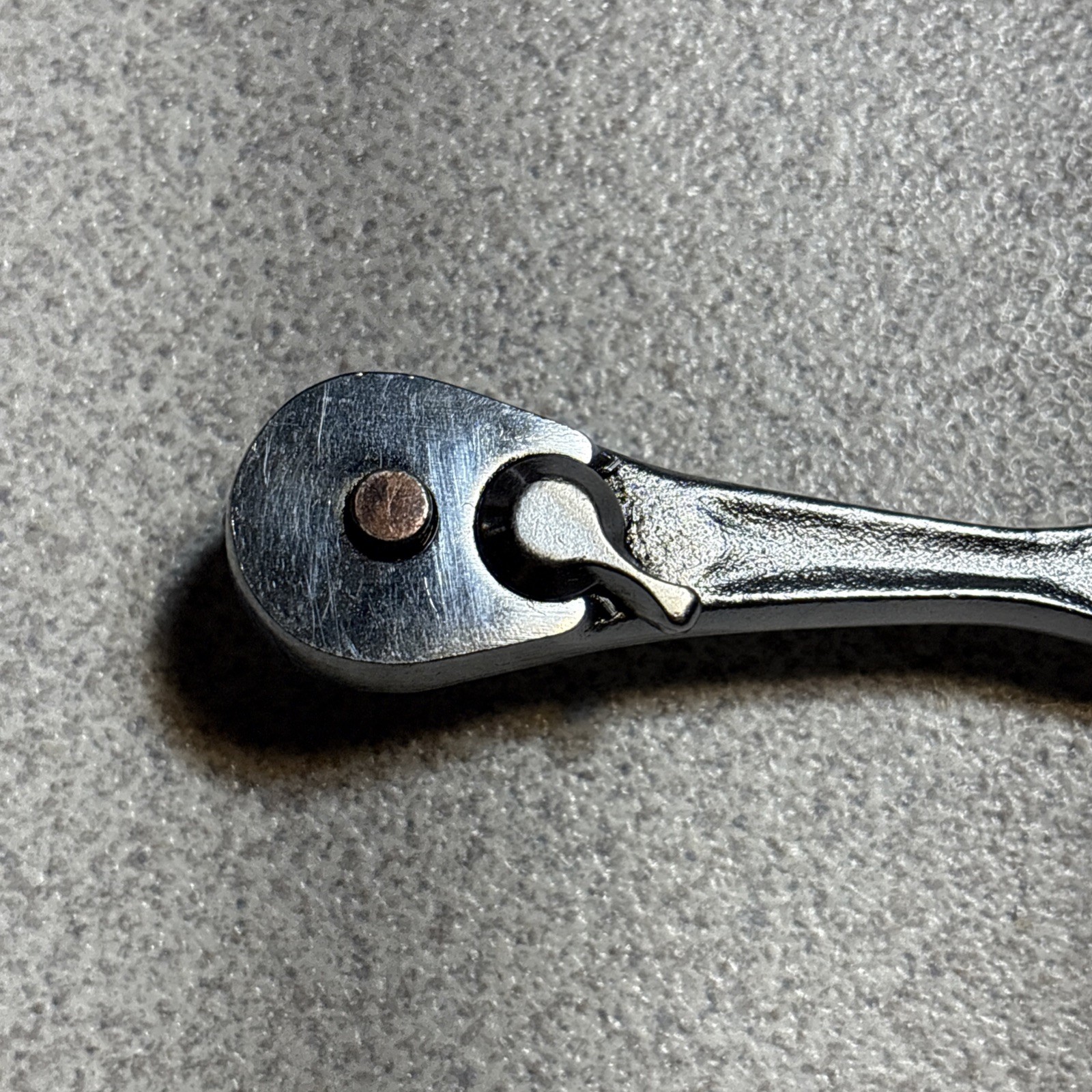 VINTAGE CRAFTSMAN 1/4 INCH DRIVE -V- OIL PORT RATCHET NO. 43185 PATENT PENDING